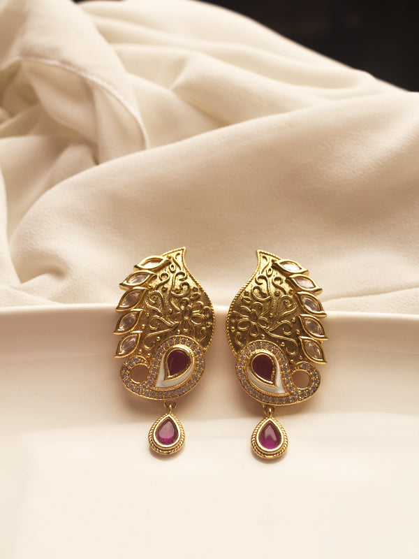 Golden Earrings with Red Gemstones 