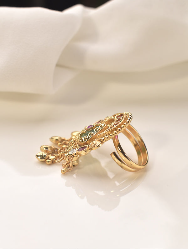 Golden Finger Ring with Intricate Design 