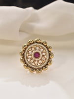 Load image into Gallery viewer, Golden Finger Ring with a Red Gemstone 
