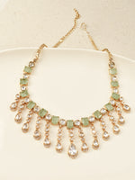 Load image into Gallery viewer, Golden Polish Stylish Kundan Necklace Set
