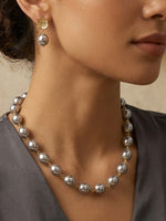 Load image into Gallery viewer, Gray Pearl Necklace with Golden Chain
