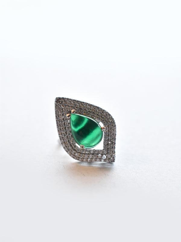 Green Finger Ring