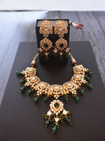Load image into Gallery viewer, Green Kundan Set
