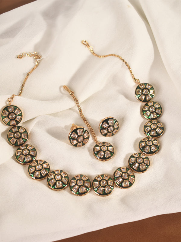 Golden and green jewelry set