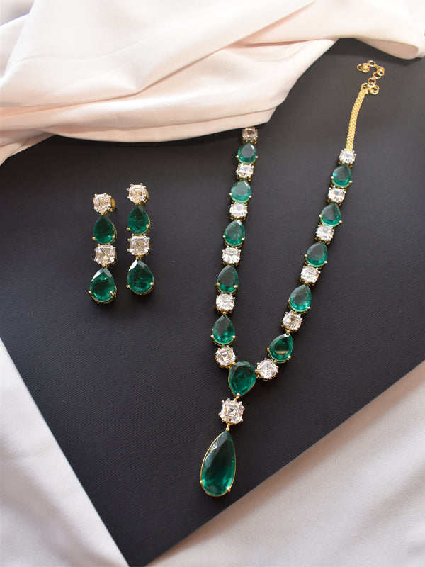 Green Stone Necklace Set