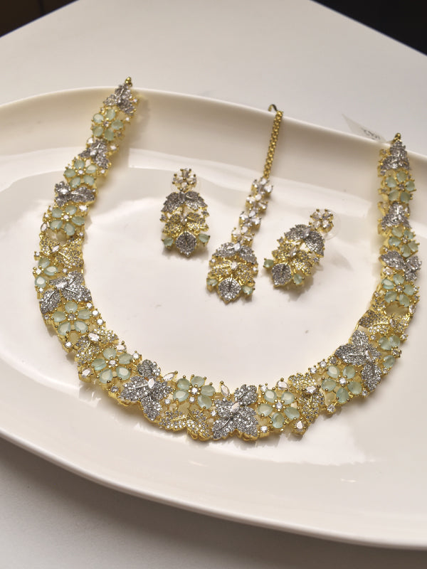 Green Necklace With Golden Polish 