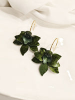 Load image into Gallery viewer, Green leaf-shaped earrings
