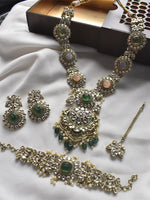 Load image into Gallery viewer, Heavy Kundan Necklace Set
