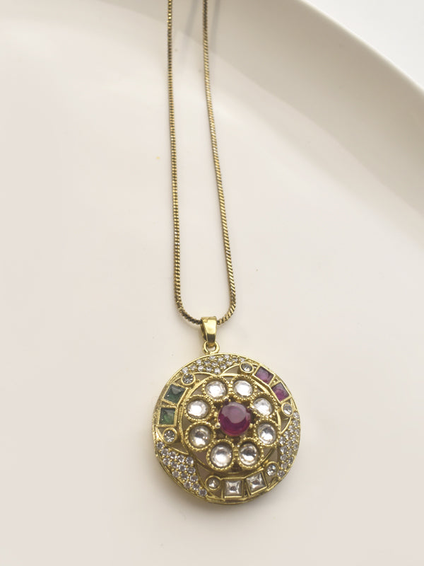 Kundan Pendant Set