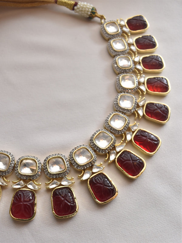 Kundan Choker