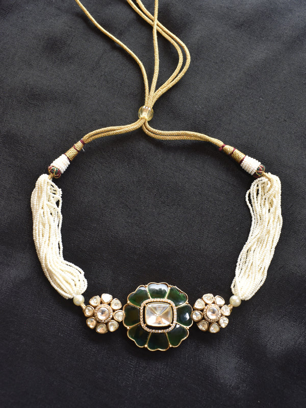 Kundan Choker