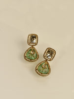 Load image into Gallery viewer, Green Stone Necklace | Kundan Necklace
