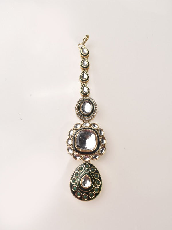Kundan Mang Tikka