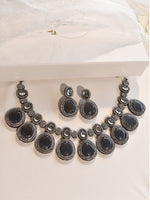 Load image into Gallery viewer, Kundan Necklace Set
