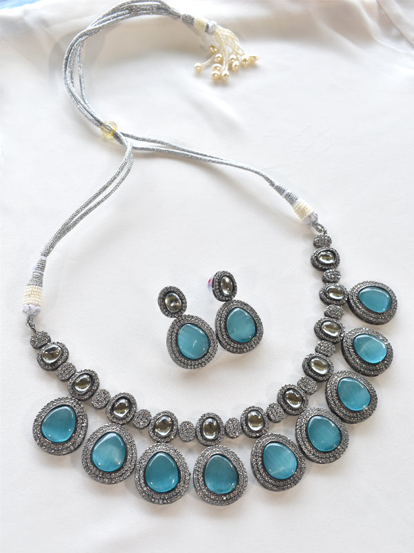 Kundan Necklace Set