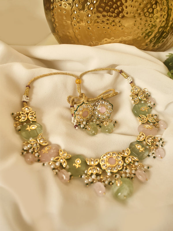 Pink and green jewelry set 
