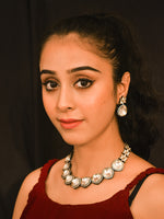Load image into Gallery viewer, Kundan Necklace
