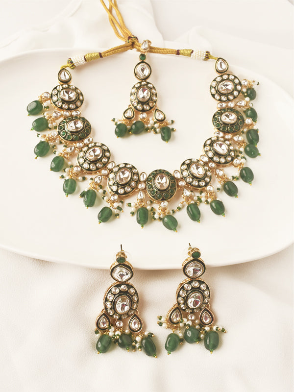 KundanNecklacewithGreenGemstones