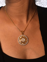 Load image into Gallery viewer, Kundan Pendant Set
