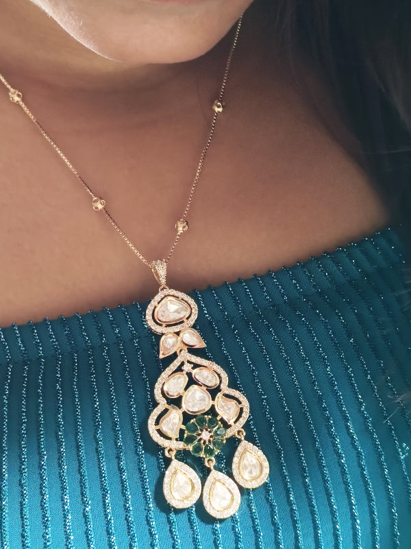 Kundan Pendant Set