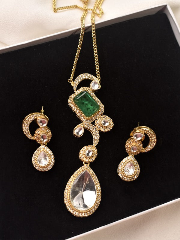 Kundan Pendant Set