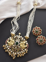 Load image into Gallery viewer, Kundan Pendant Set
