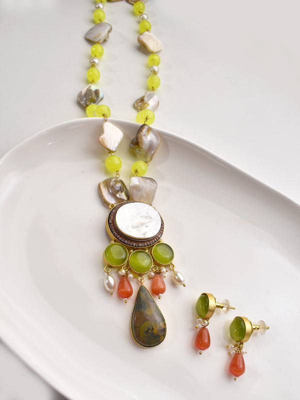 Long pearl and beads necklace set | necklace with green and white stones