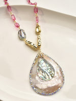 Load image into Gallery viewer, Mala With a Large Teardrop Pendant Set
