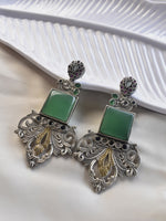 Load image into Gallery viewer, Metal Earrings
