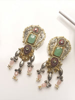 Load image into Gallery viewer, Metal Earrings
