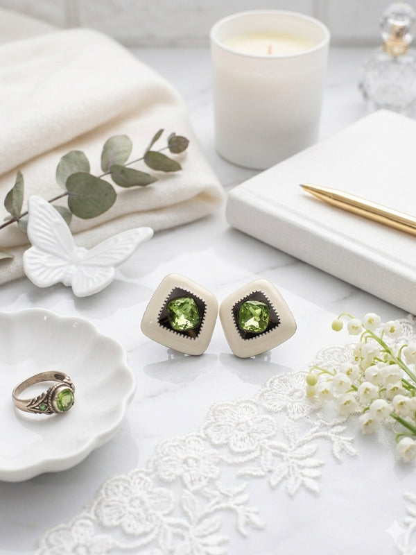 Minimalist Mod Geometric Studs