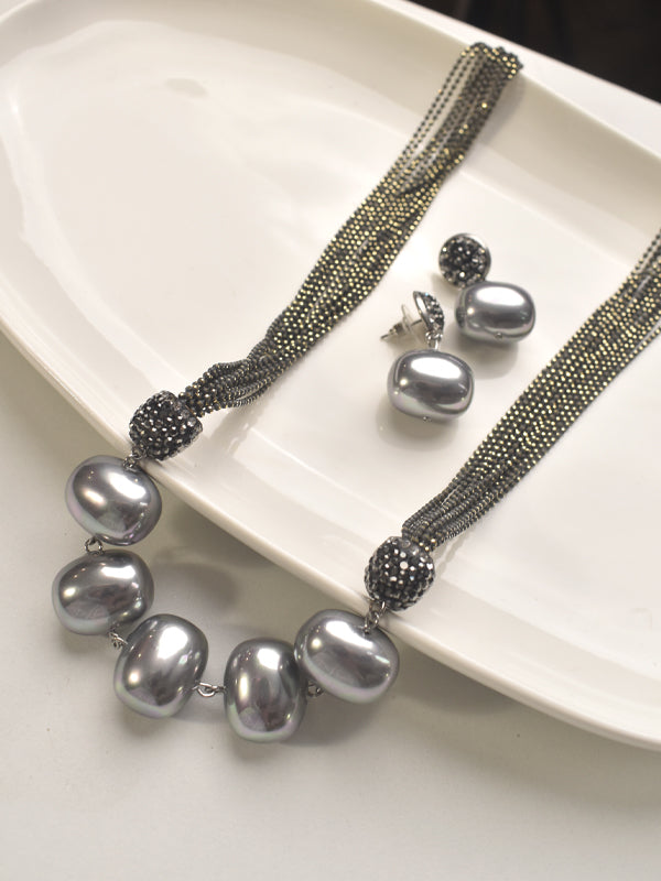 Multi-Strand Pearl Drop Necklace set 