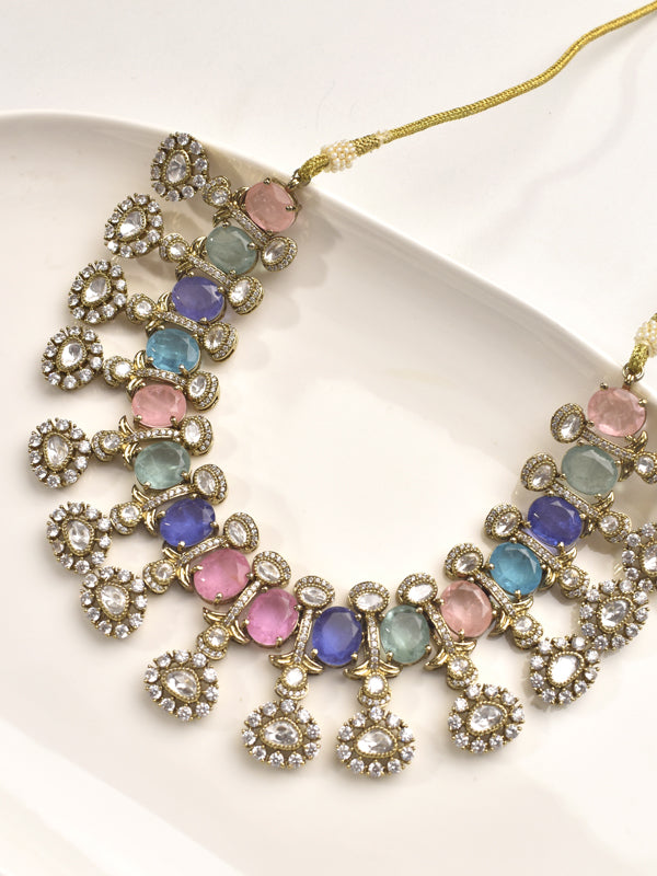Multicolored gemstone necklace with golden polisha
