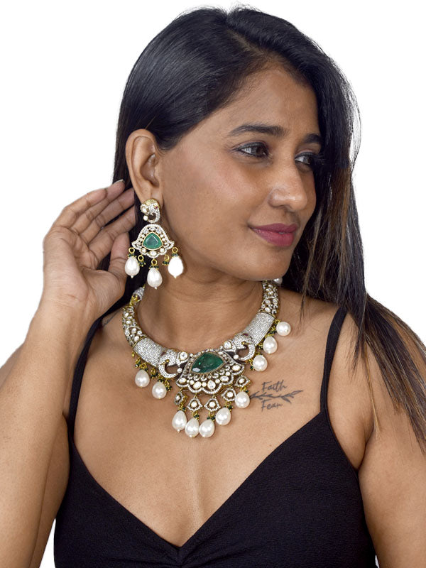  necklace with big green gemstone and pearls drops