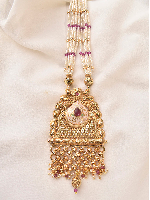 Necklace with Red Stone Pendant Set