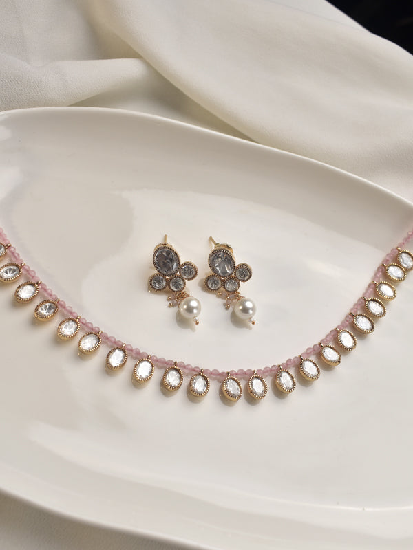 Necklace with small round beads on a white Kundan | Pink Beads and Kundan Necklace set