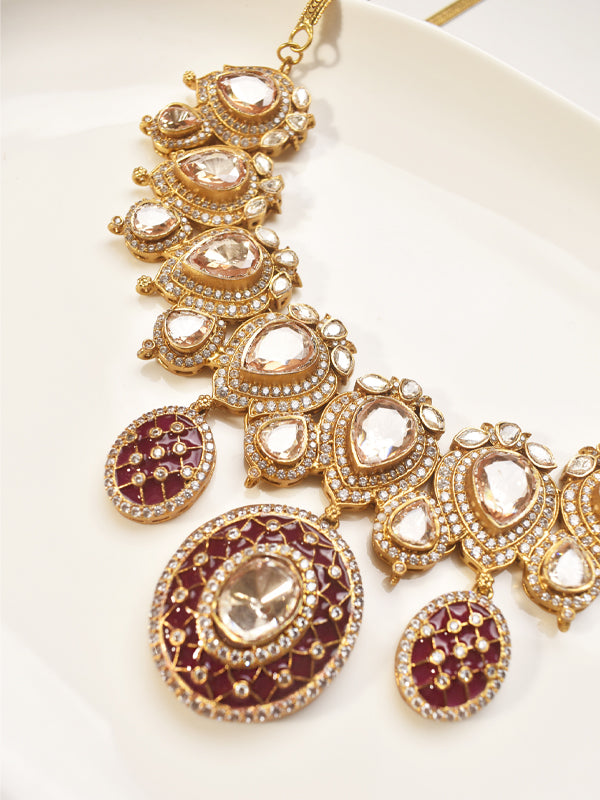 Ornate Golden and Red Jewelry set 