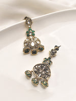 Load image into Gallery viewer, Ornate earrings with green gemstones 
