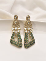Load image into Gallery viewer, Ornate earrings with green gemstones 
