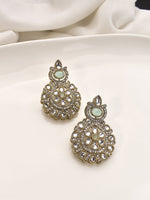 Load image into Gallery viewer, Ornate earrings with gemstones 
