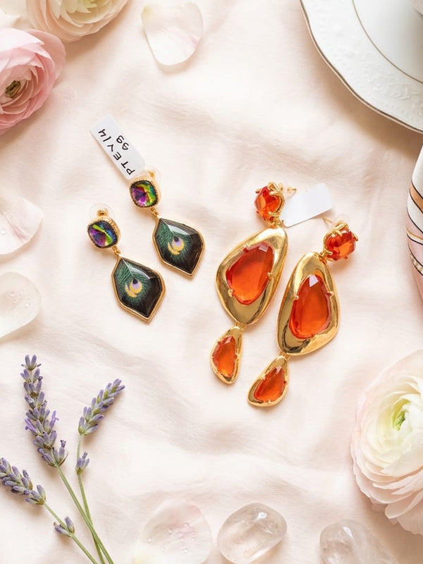 Pack Content: 1 Pair Earring