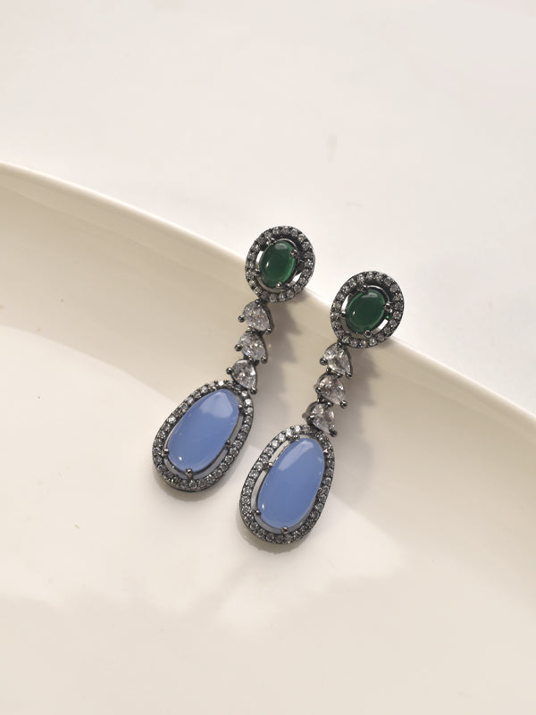 Pair of earrings with blue and green gemstones 