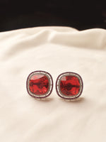 Load image into Gallery viewer, Pair of red Gemstone Earring
