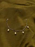 Load image into Gallery viewer, Pearl Bracelets

