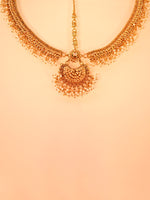 Load image into Gallery viewer, Pearl Matha Patti
