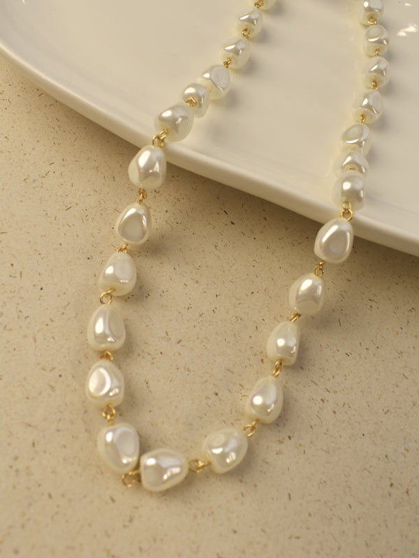 Pearl Necklace with Gold Clasps