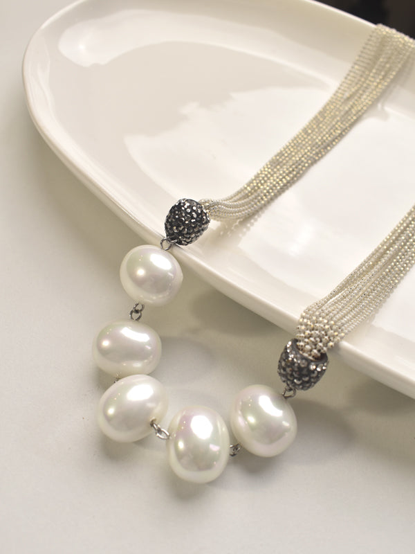 Pearl necklace with silver and black beads 