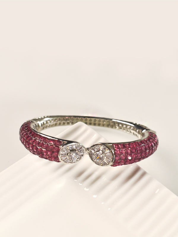 Pink bracelet with silver clasp 