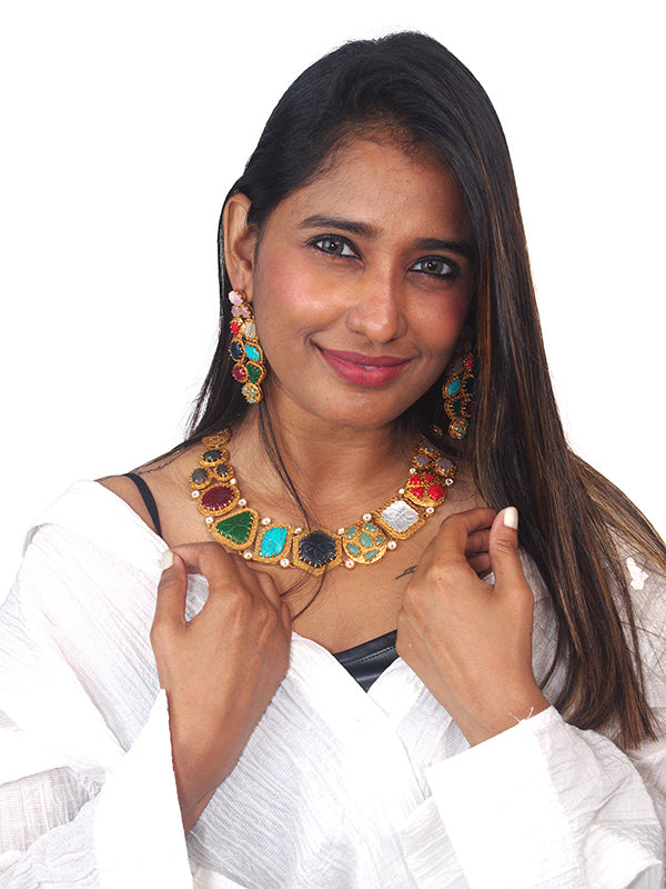  Stone Necklace with Golden Polish