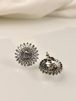 Load image into Gallery viewer, Stud Earrings
